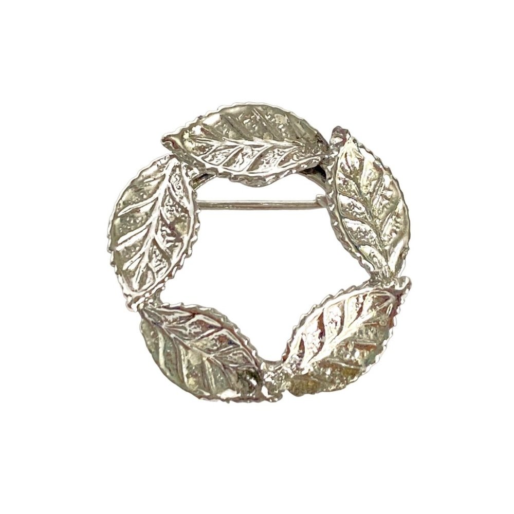 Gerrys Ash Leaf Swirl Wreath Brooch Vintage 80s Silver Tone 1in